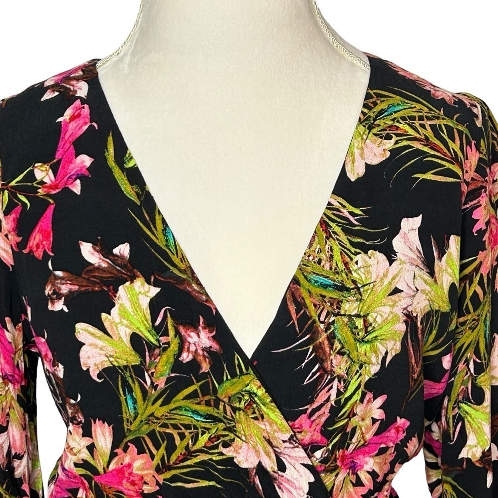 LOVERS + FRIENDS Dress Floral Flowers Mini Black Pink Green Size Medium Like new - Picture 4 of 6